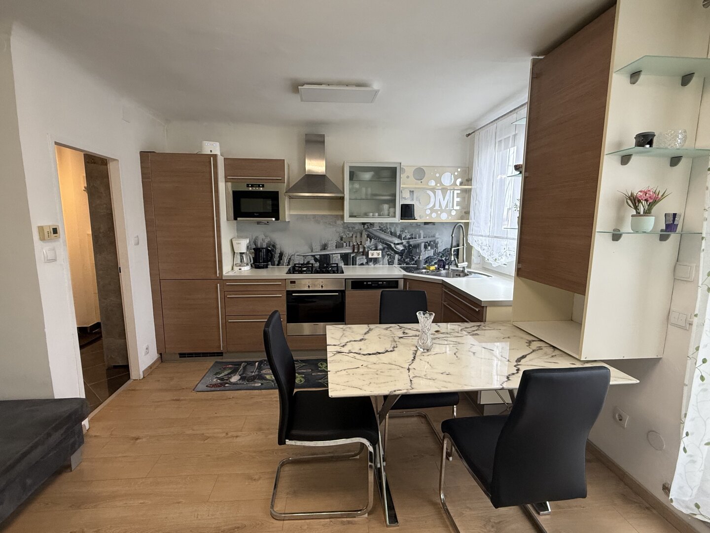 2-Zimmerwohnung mit wunderschöner 27m²-Sonnenterrasse