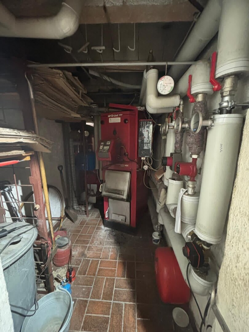 Seltene Gelegenheit in dieser Gegend – Haus mit großem Potenzial nur ca. 18 Minuten von Wien