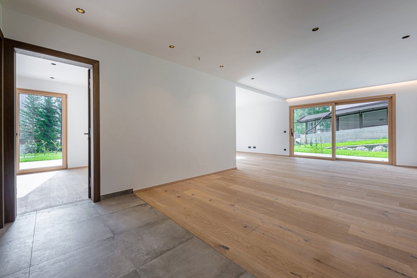 Top 1: Moderne 4-Zimmer Maisonettewohnung mit Garten - Erstbezug!