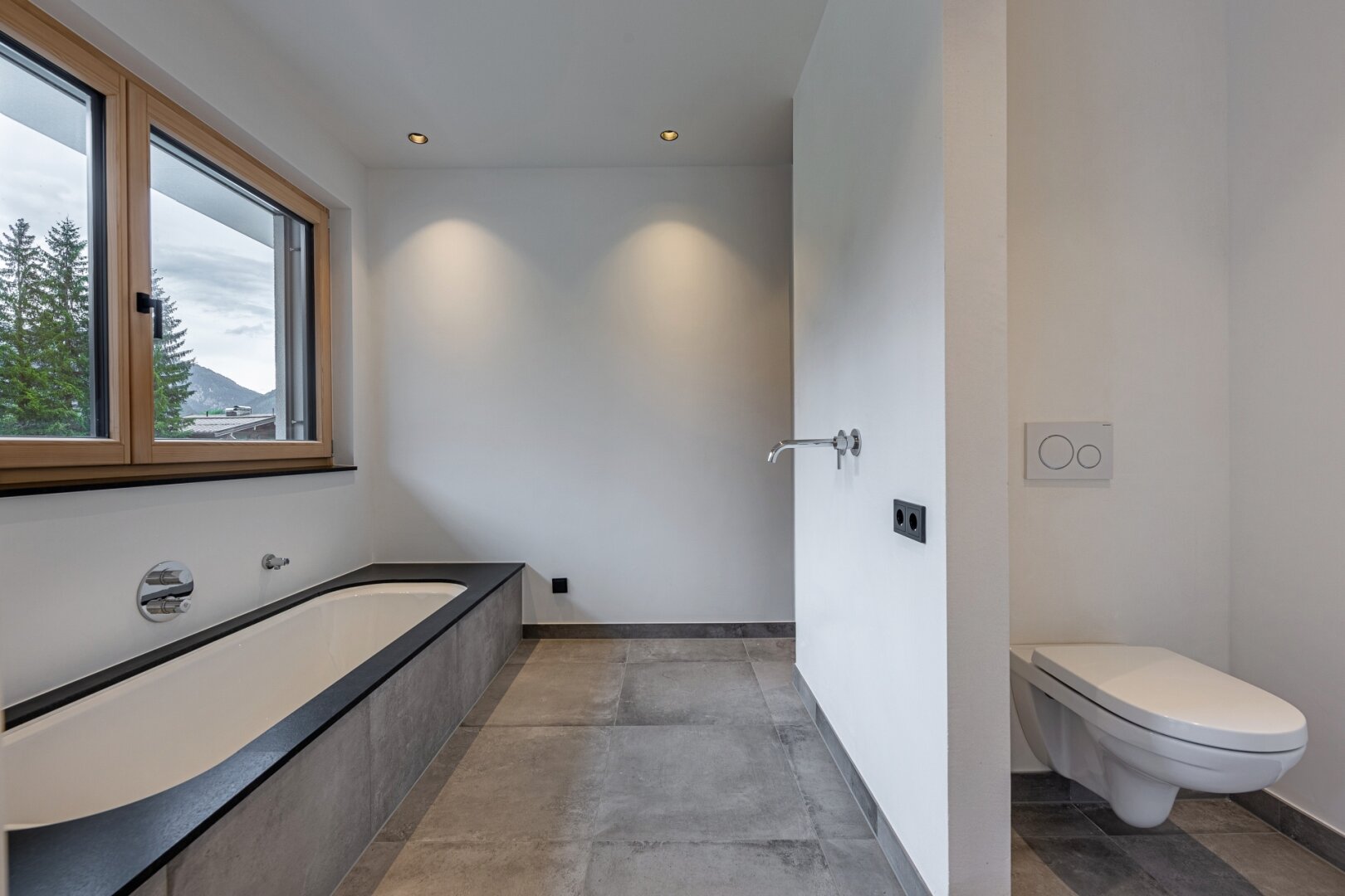 Top 1: Moderne 4-Zimmer Maisonettewohnung mit Garten - Erstbezug!