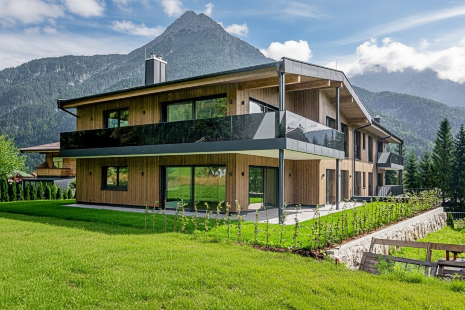 Top 4: Traumhafte 4-Zimmer Wohnung mit Garten - Erstbezug!