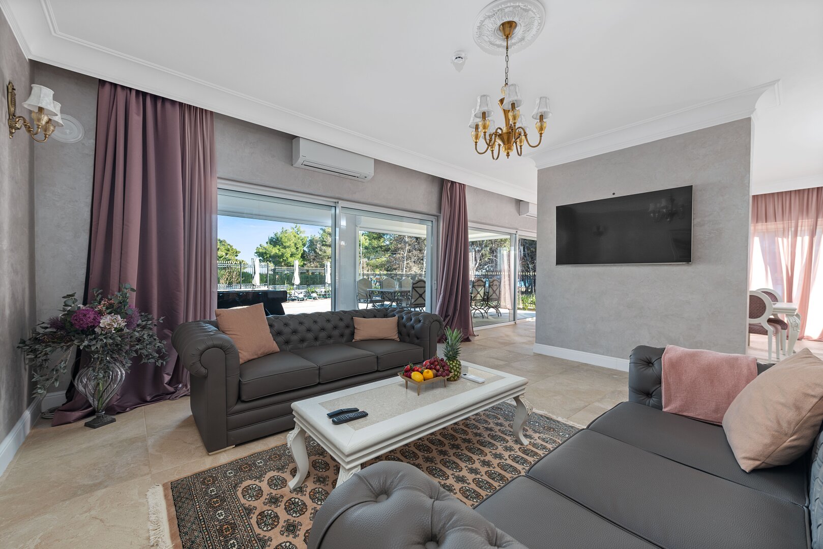 Sea, Style & Serenity – Hochwertige Villa in Toplage Dalmatien