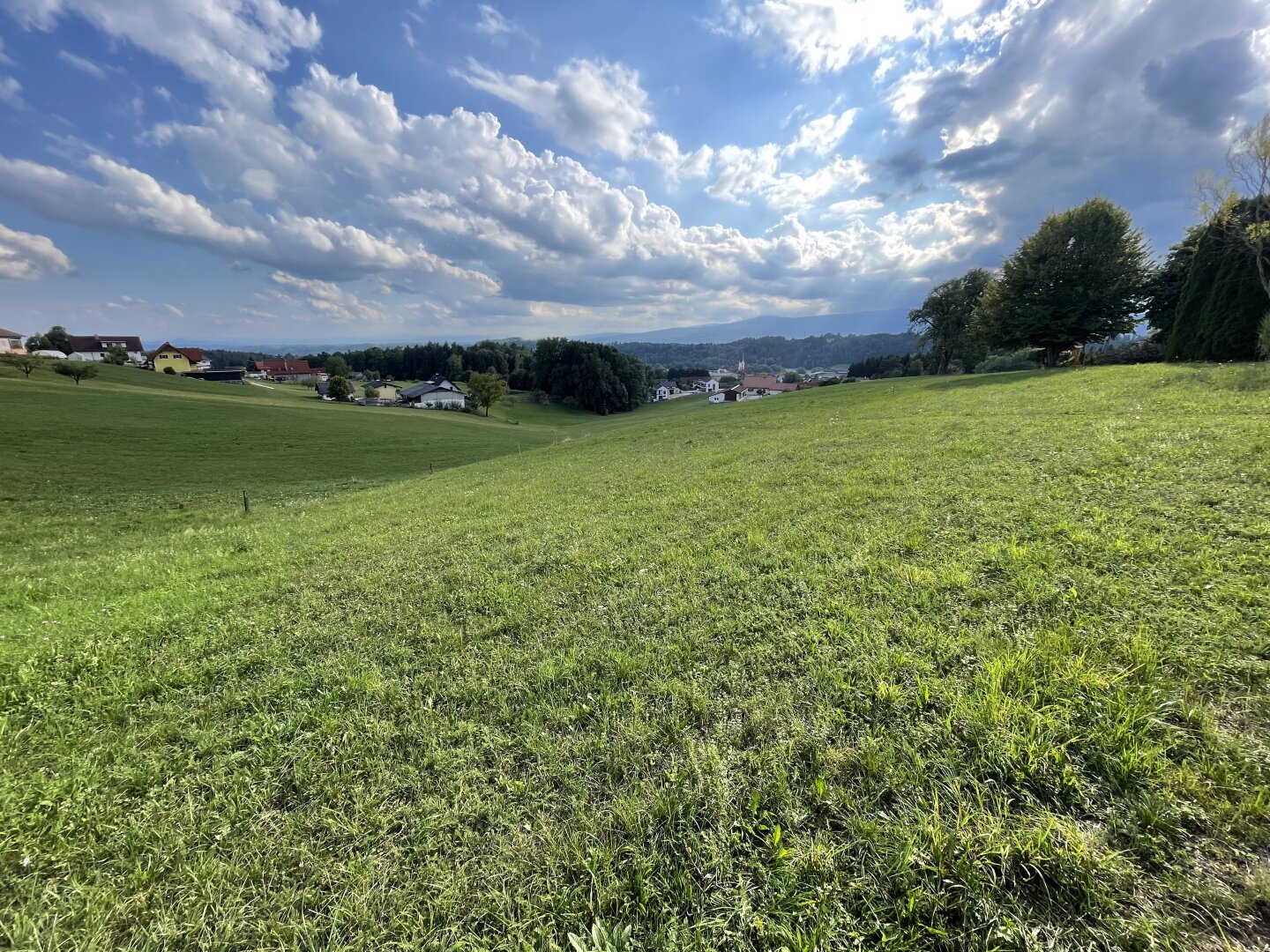 Bauen Sie, bauen Sie! Baugrund mit attraktiver Aussicht