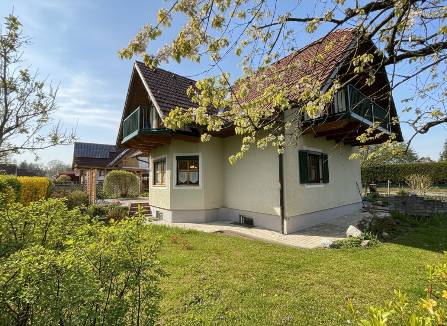 Stilvolles Landhaus mit liebevollem Garten