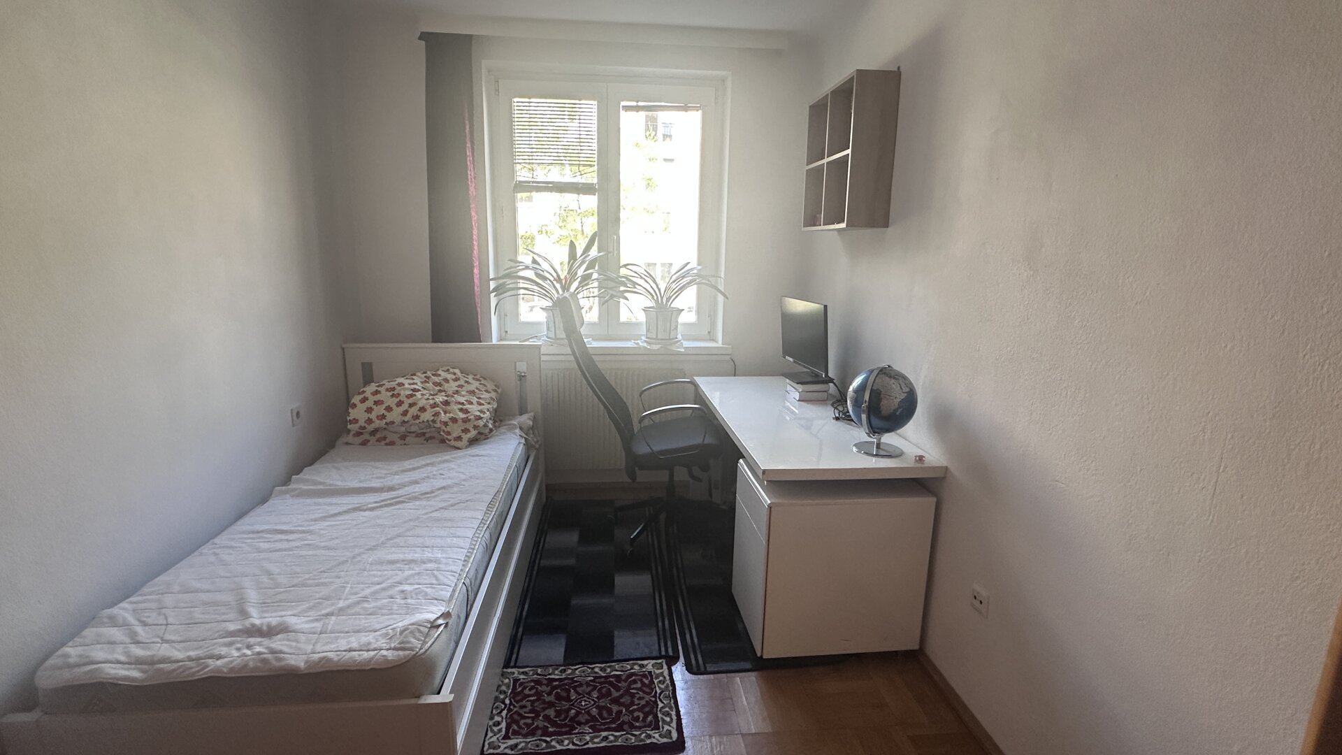 Schlafzimmer 2