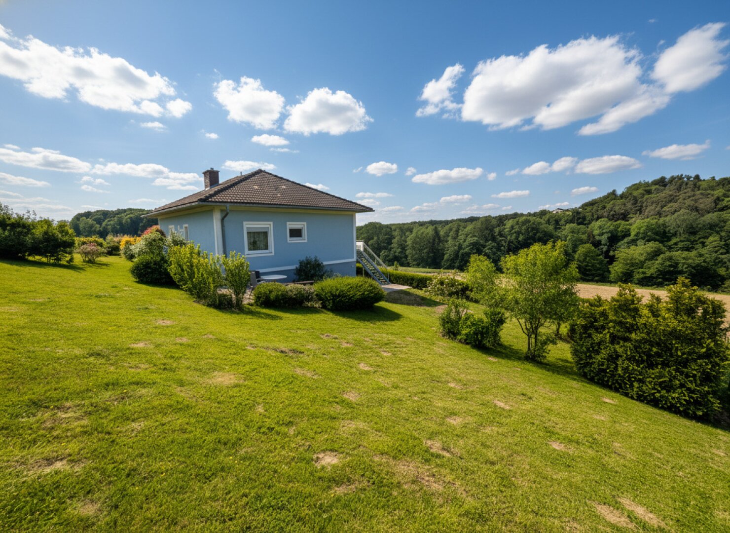 Sonniges Traumhaus mit atemberaubendem Panoramablick!
