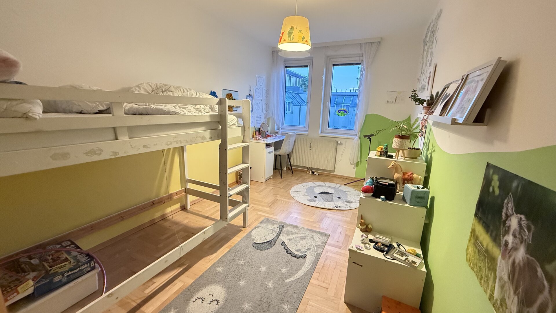 Großzügige 4-Zi-DG-Wohnung mit Terrasse & Garage