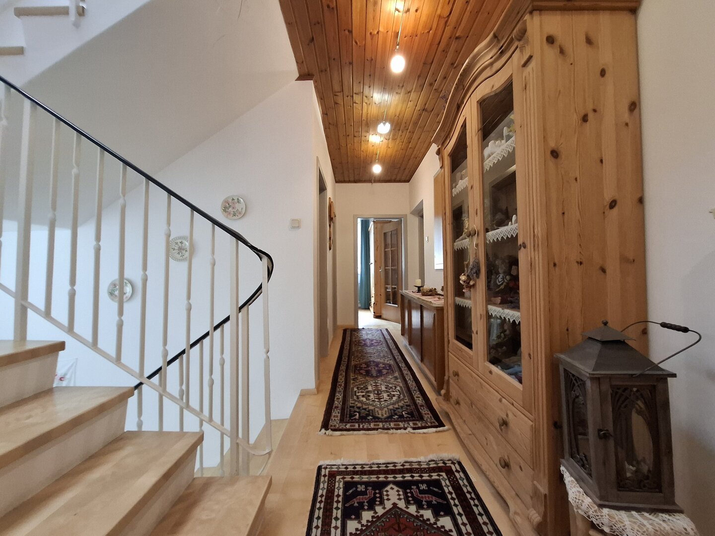 Idyllische Gartenoase – modernisiertes Familienhaus in absoluter Ruhelage