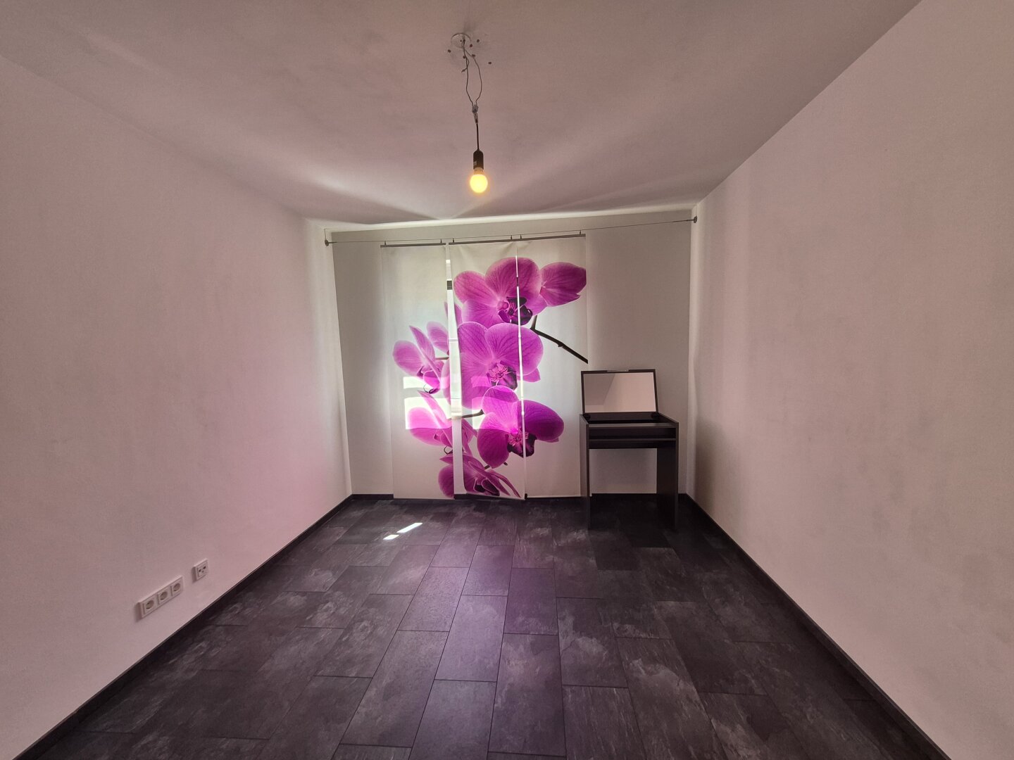 NEUER PREIS: kernsanierte 3-Zimmer-Wohnung mit südseitiger Loggia