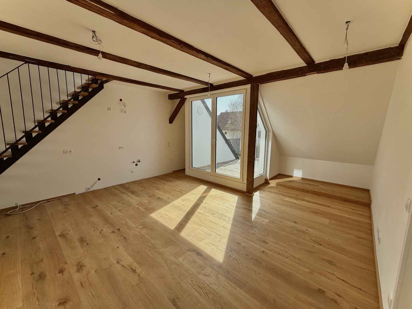 Bestlage: Charmanter Neubau mit sonnigem Westbalkon und Grünblick!