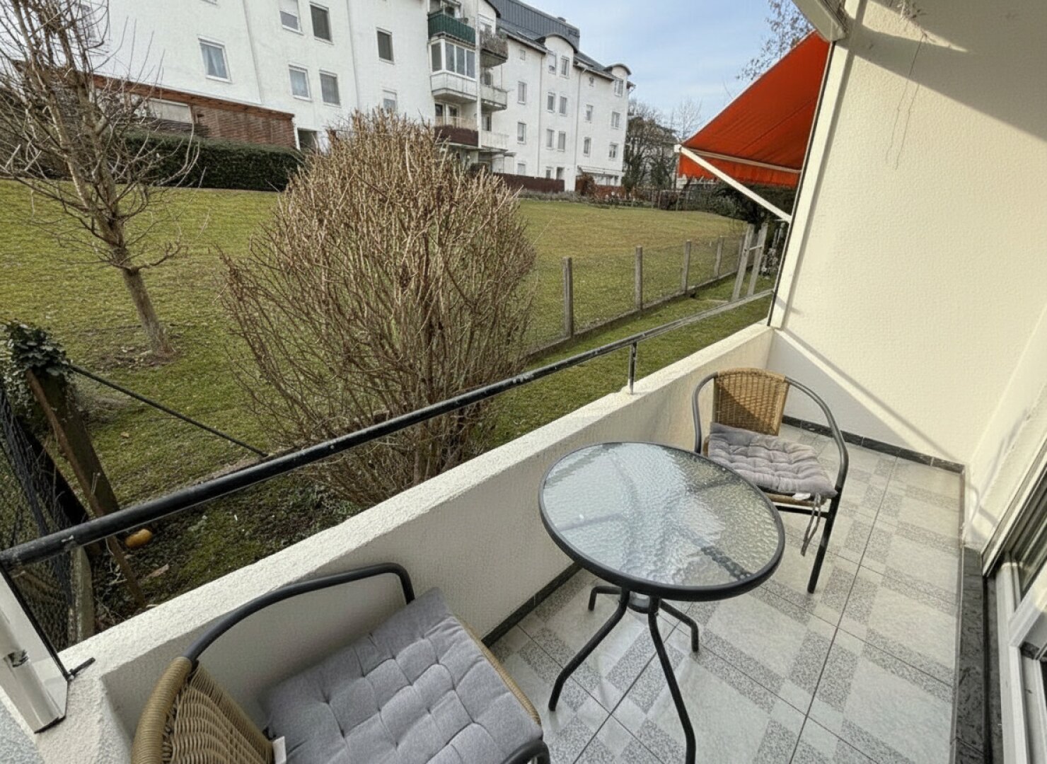 Bestlage: Helle Familienwohnung mit großzügigen Räumlichkeiten!!