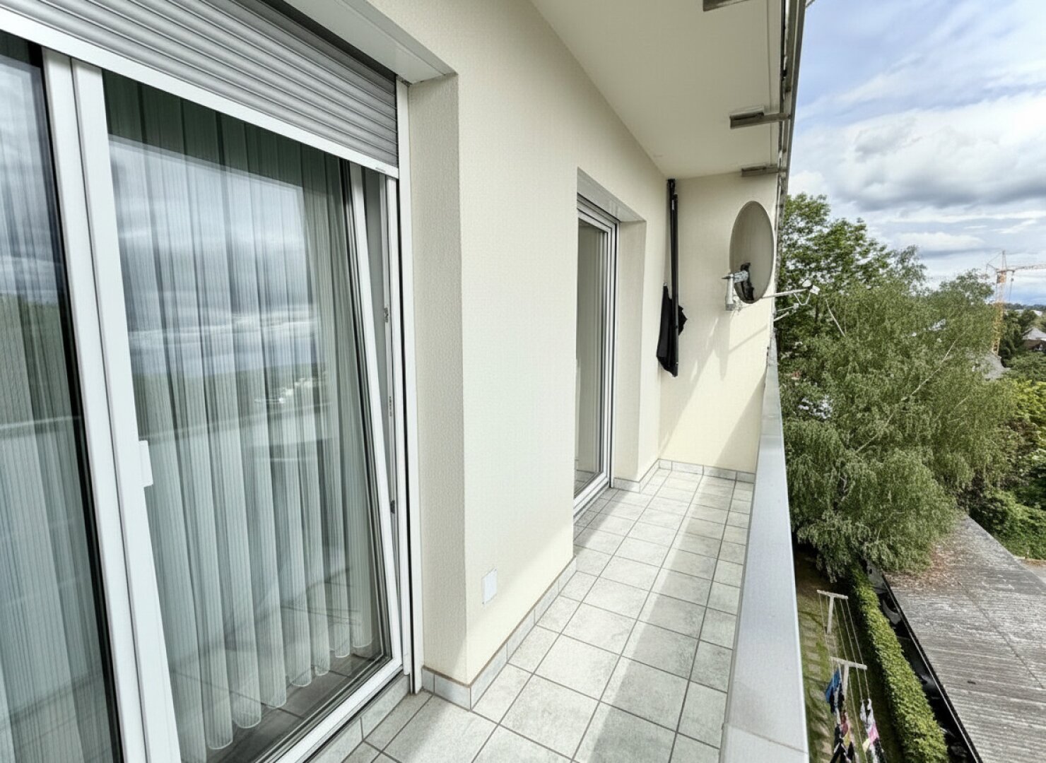Bestlage: Lichtdurchflutete Wohnung mit traumhaftem Südbalkon!