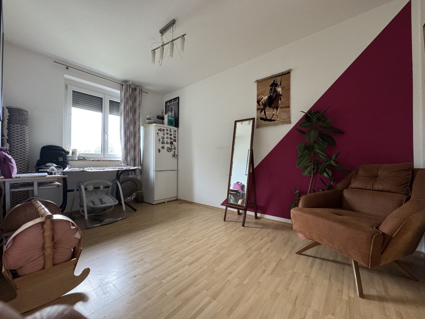 Großzügige Familienwohnung mit Loggia und Garage!