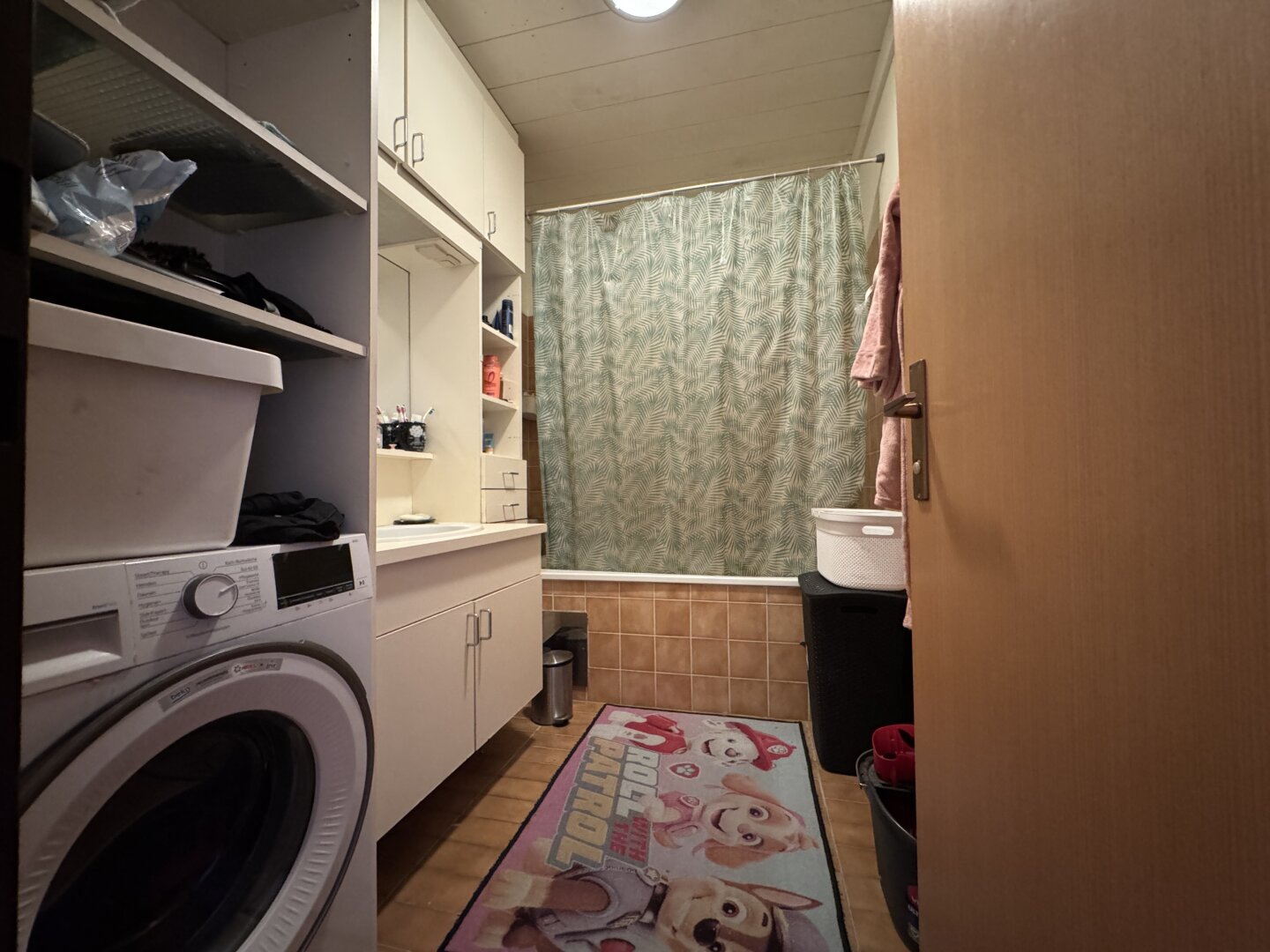 Großzügige Familienwohnung mit Loggia und Garage!