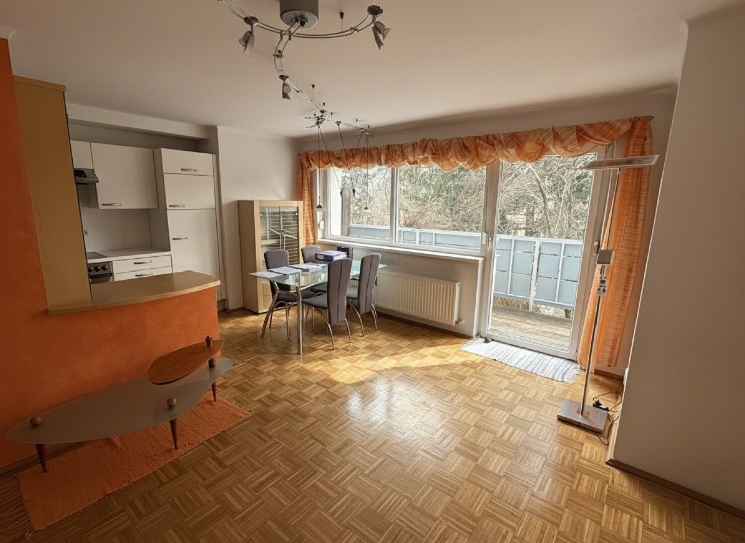Grün-Liebhaber aufgepasst: Lichtdurchflutete Wohnung mit Terrasse!