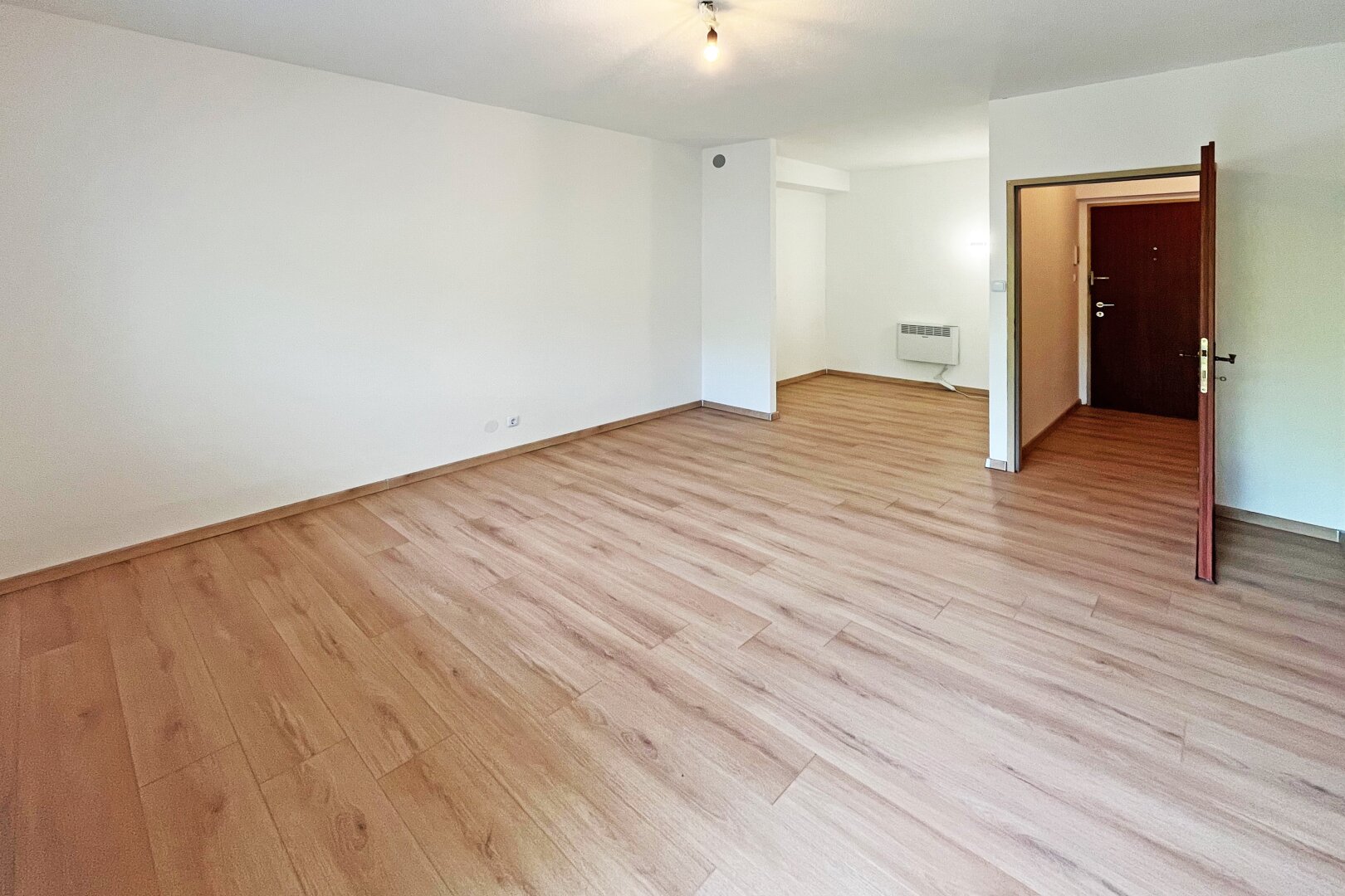 Wohnraum Richtung Vorraum
