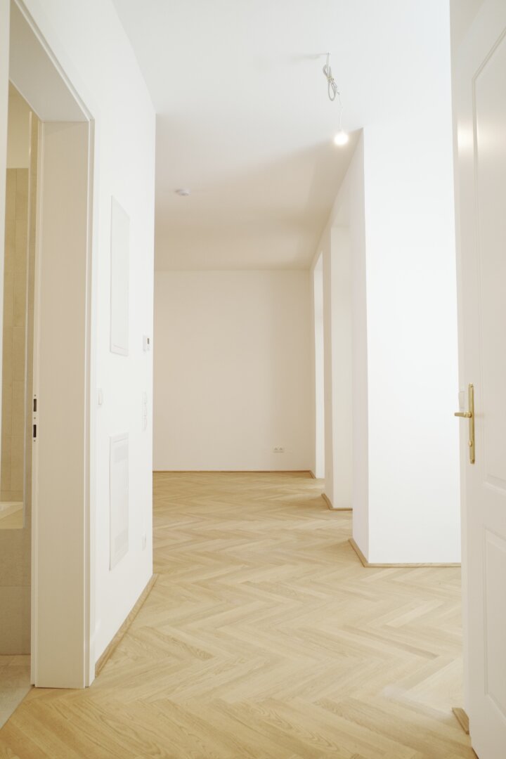 Helle 3 Zi Altbauwohnung im 2 OG mit großer Aussenfläche  - Die Schokoladenfabrik