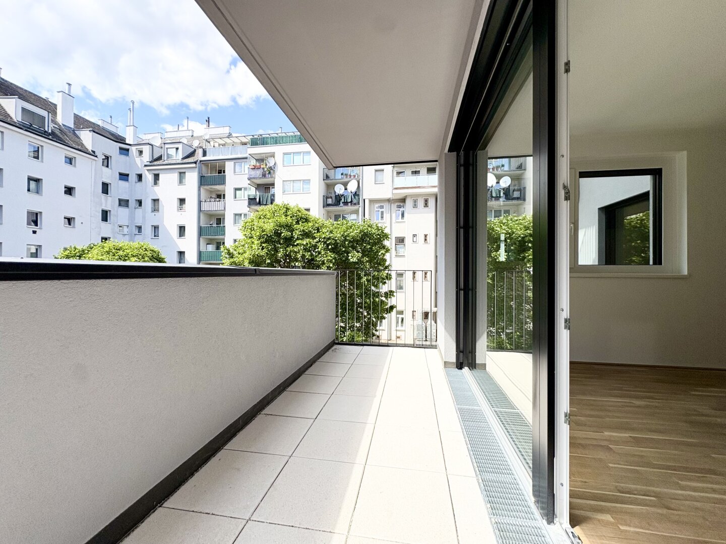 Großzügige 3-Zimmer-Neubauwohnung mit Balkon im Erstbezug