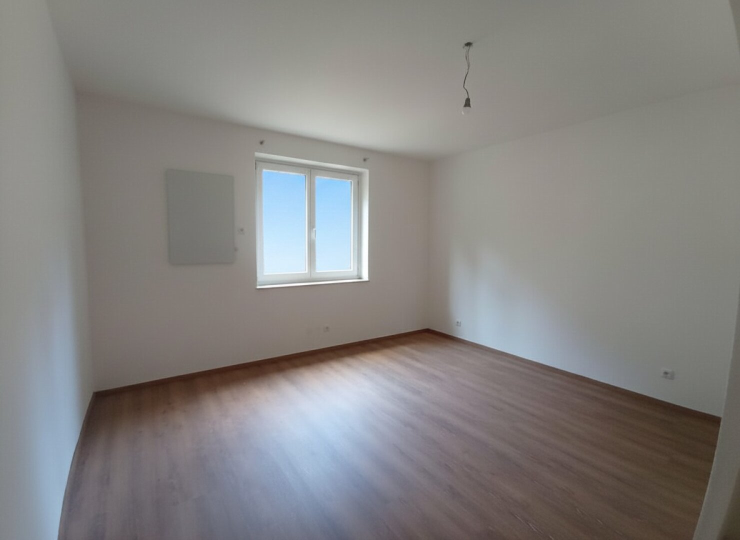 Einladende Wohnung mit Balkon und Stellplatz