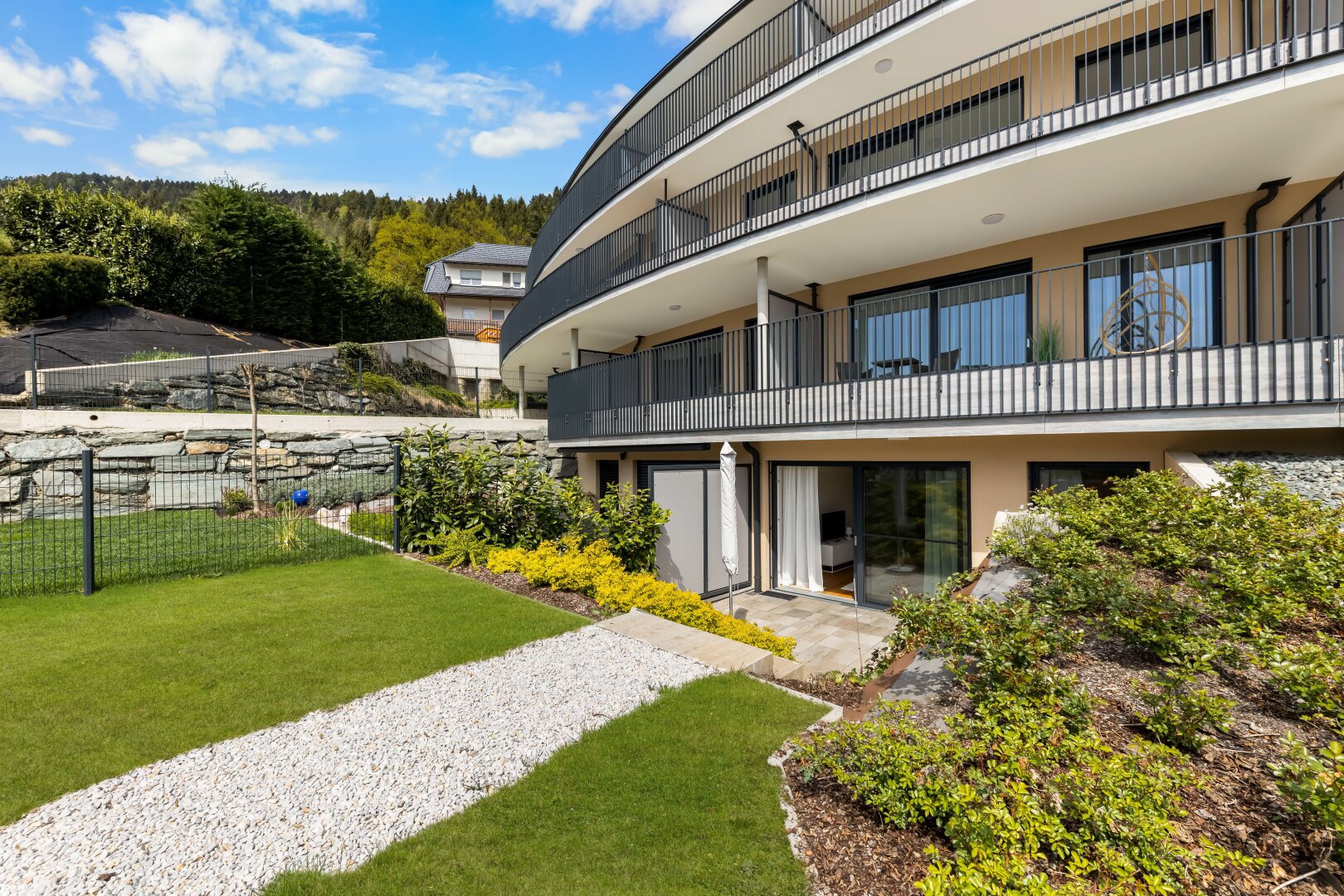 SEE und STYLE - Gartenwohnung mit privatem Badestrand
