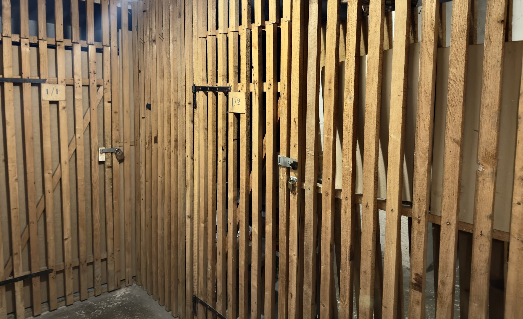 STEYR | TABOR: Sehr großzügige und gepflegte 3-Zimmer-Wohnung mit gemütlicher Loggia in Top-Lage!