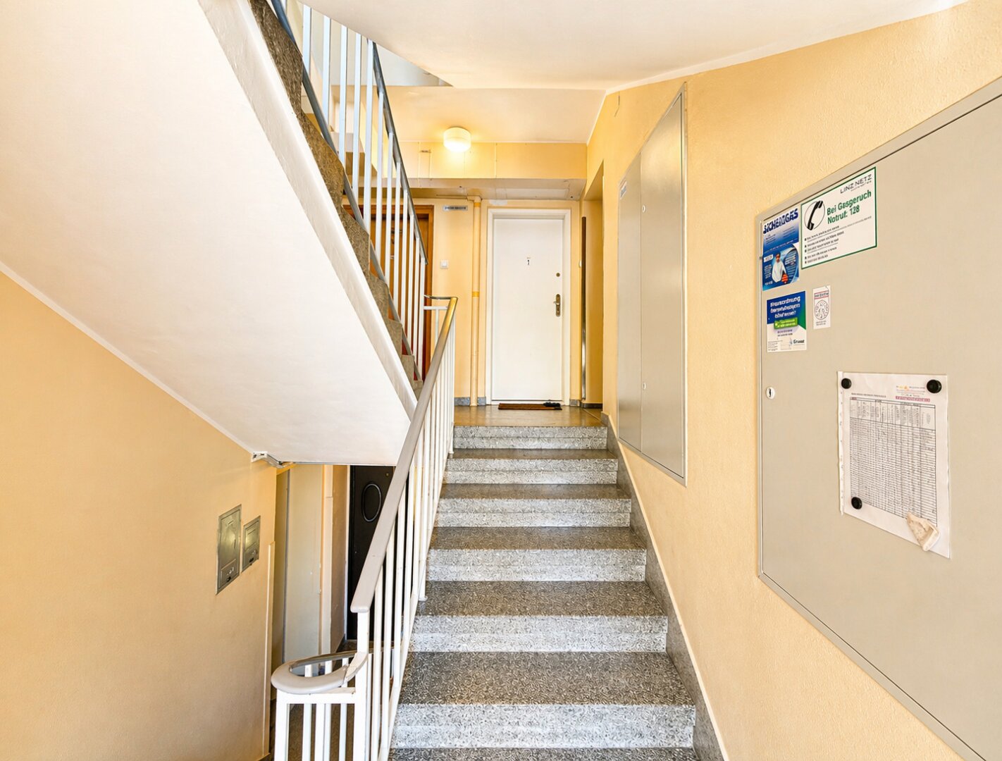 TRAUN | ST.MARTIN: Vollständig möblierte 3-Zimmer-Wohnung mit kleinem Balkon in Trauner Bestlage!
