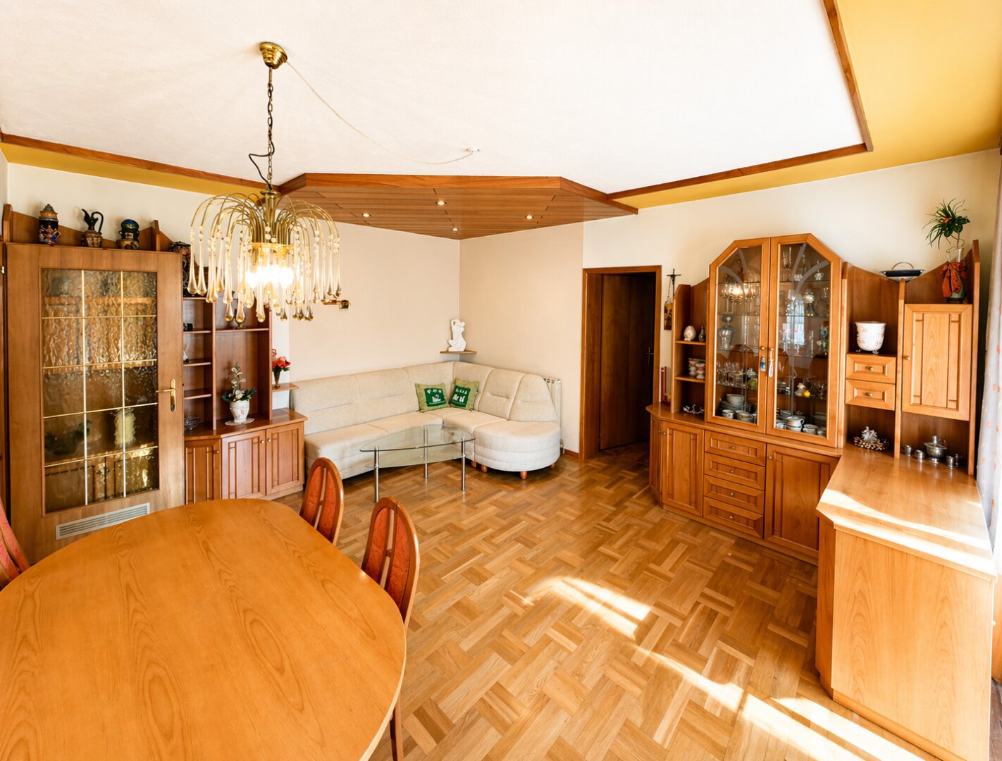 TRAUN | ST.MARTIN: Vollständig möblierte 3-Zimmer-Wohnung mit kleinem Balkon in Trauner Bestlage!