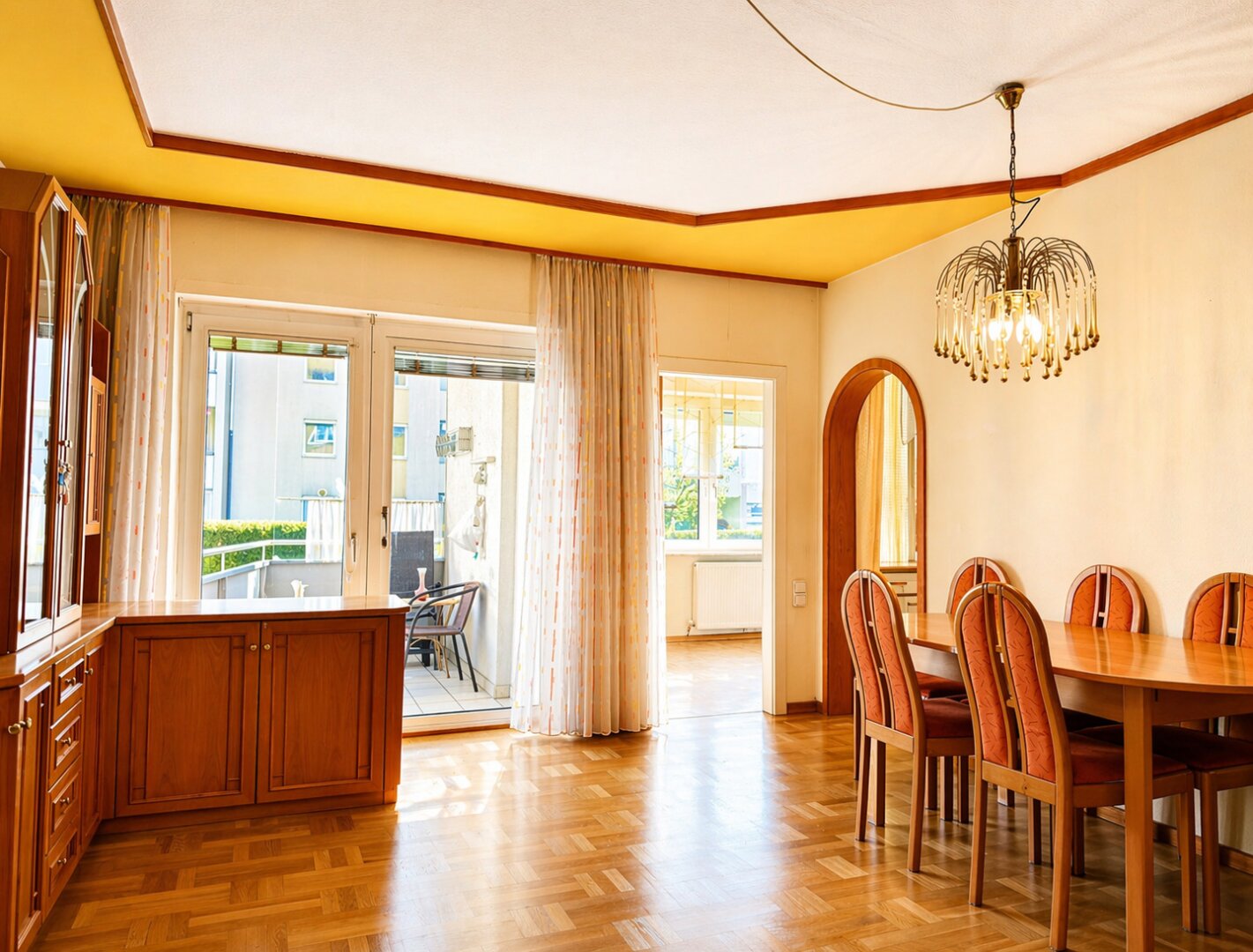 TRAUN | ST.MARTIN: Vollständig möblierte 3-Zimmer-Wohnung mit kleinem Balkon in Trauner Bestlage!