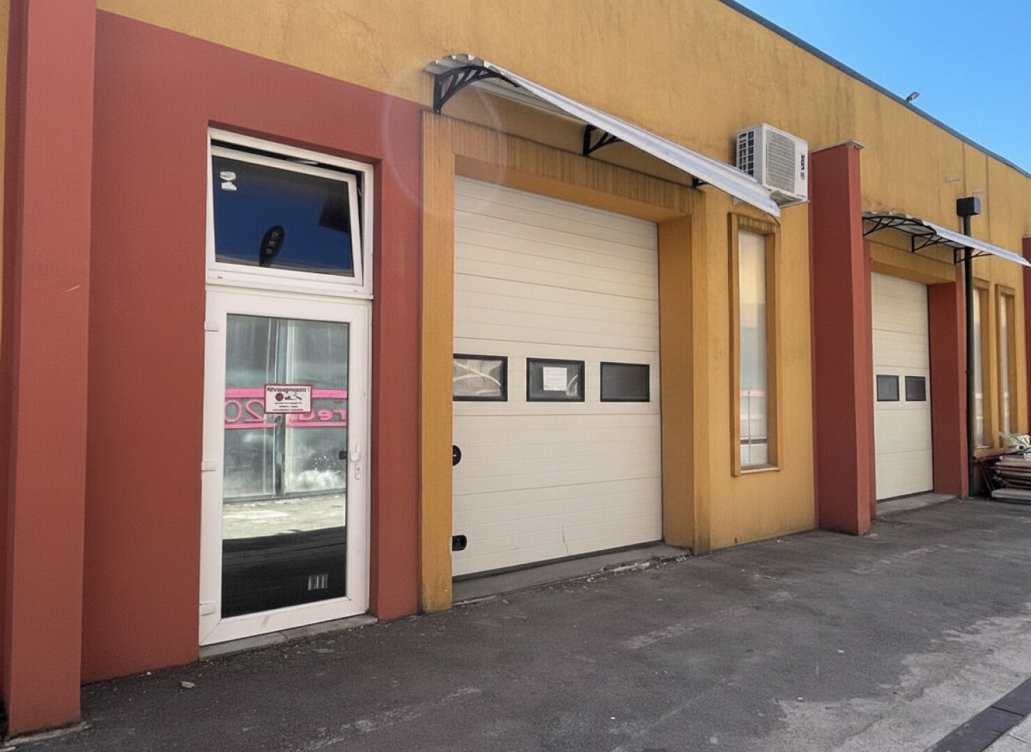 PROVISIONSFREI!!! Schöne große Halle, Lager, Werkstatt am Betriebsgelände Areal200 in Sollenau E2, E3
