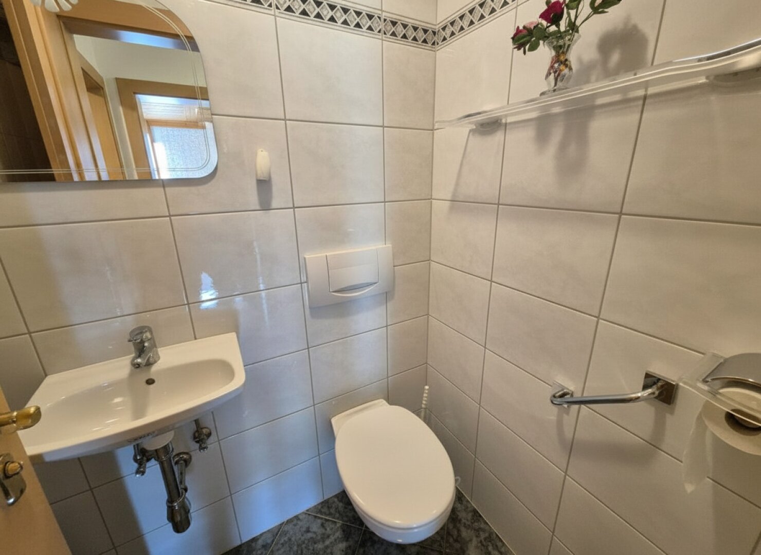Top-Zweifamilienhaus mit unverbaubarer Traumausicht.