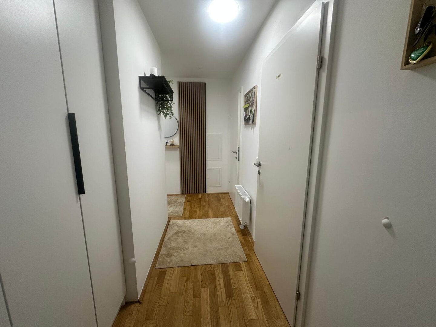 Seltene Gelegenheit: möblierte Wohnung in Toplage mit Balkon & Tiefgarage