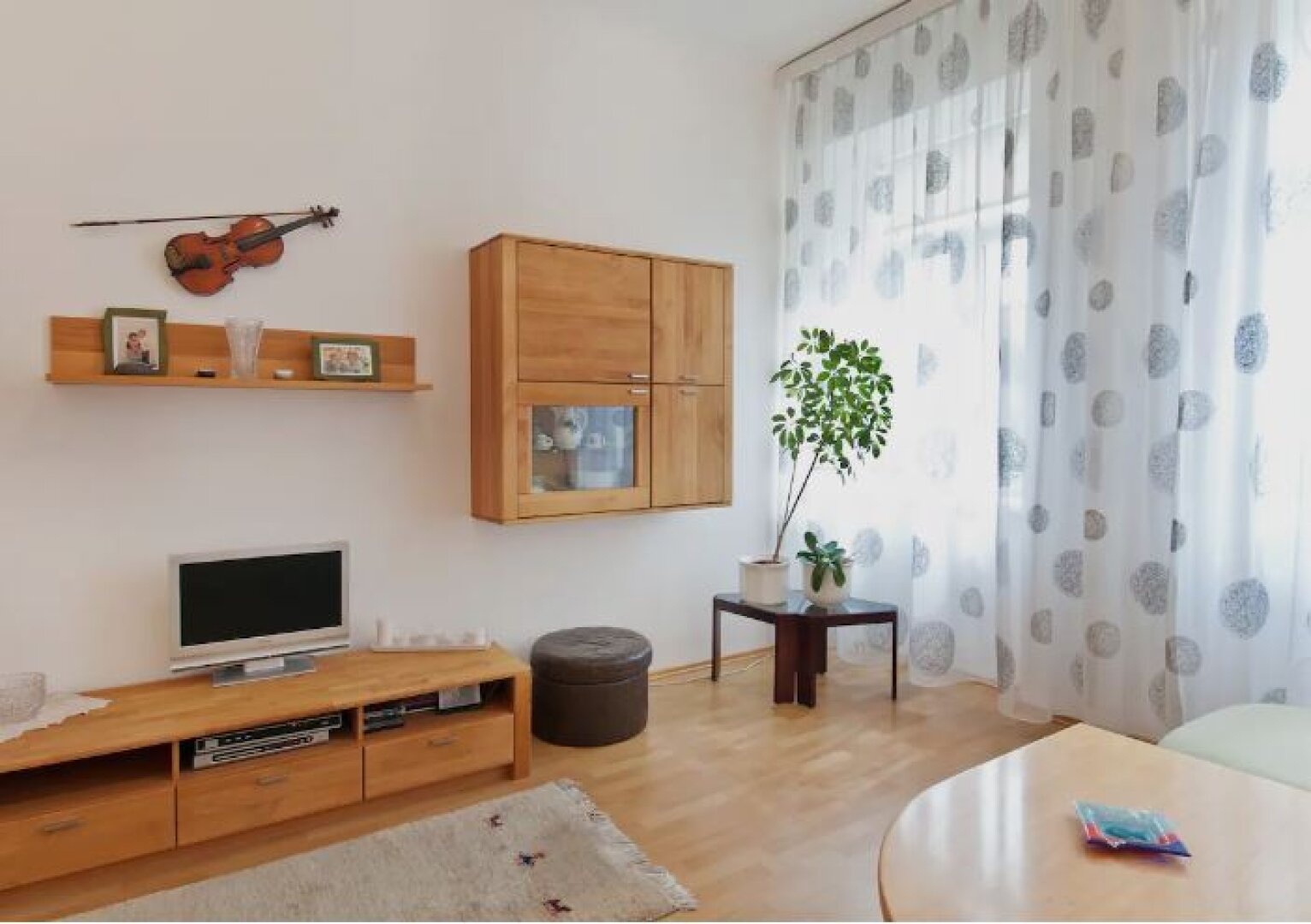 Möblierte 2-Zimmer-Wohnung am Kaisermühlendamm