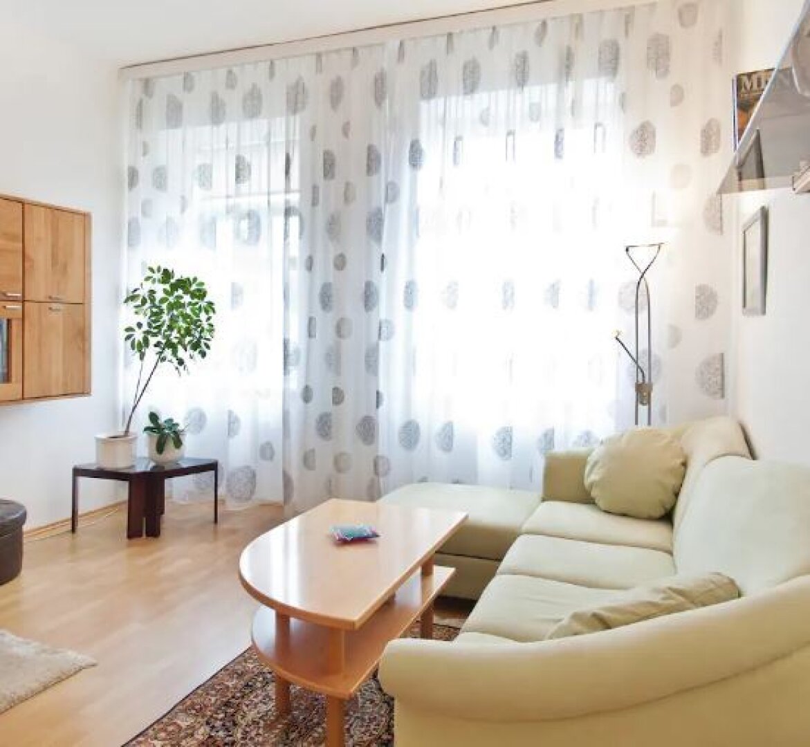 Möblierte 2-Zimmer-Wohnung am Kaisermühlendamm