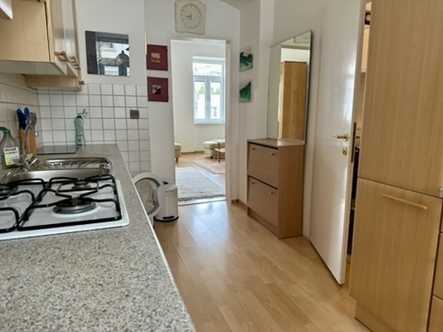 Möblierte 2-Zimmer-Wohnung am Kaisermühlendamm