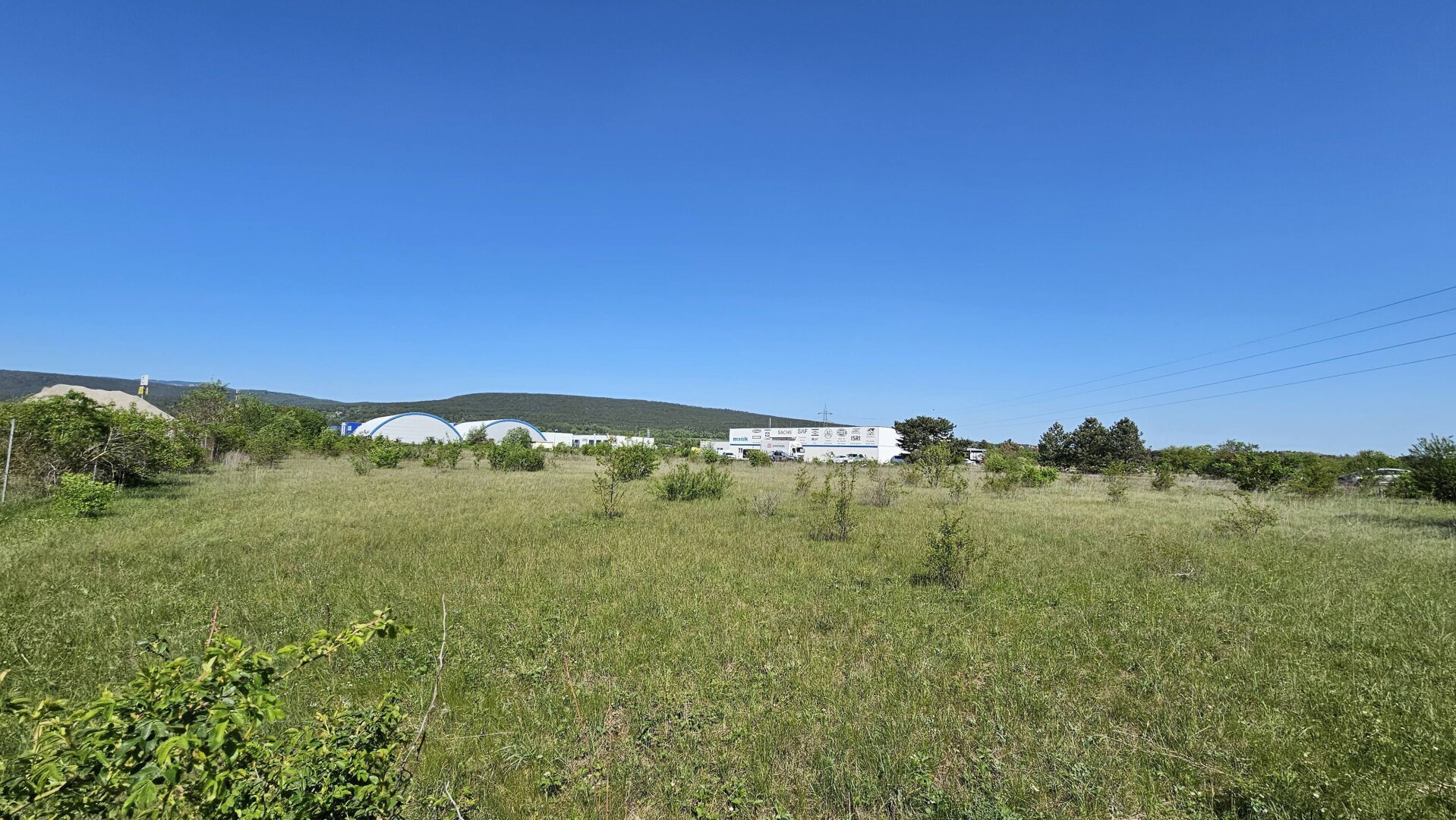 Bad Fischau: Gewerbe-/Industriegrundstück (10.963 m²) Nähe A2 - Baurecht/Kauf