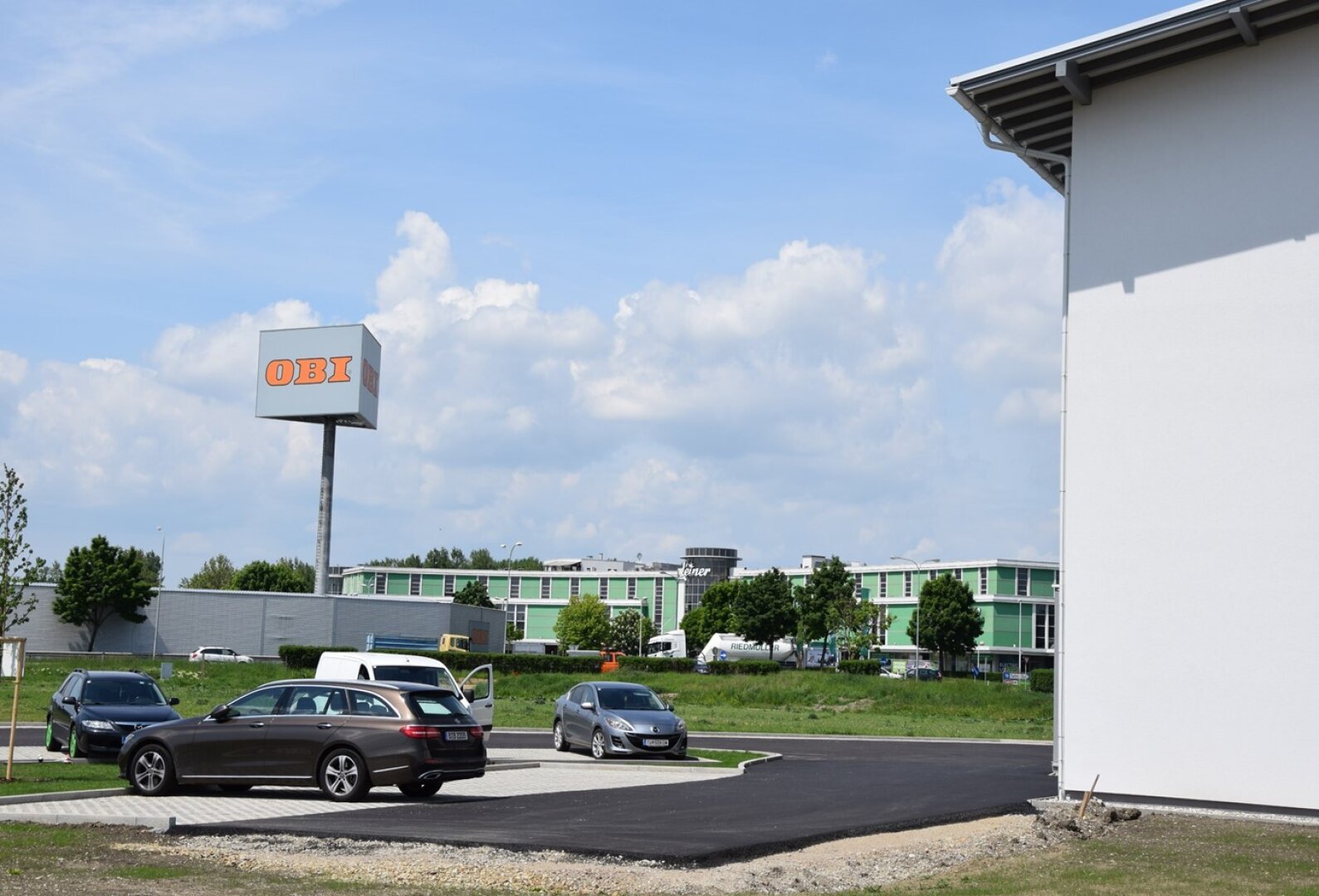 Langenrohr bei Tulln: Gewerbegrundstück in TOP Frequenzlage zu mieten (Baurecht möglich)