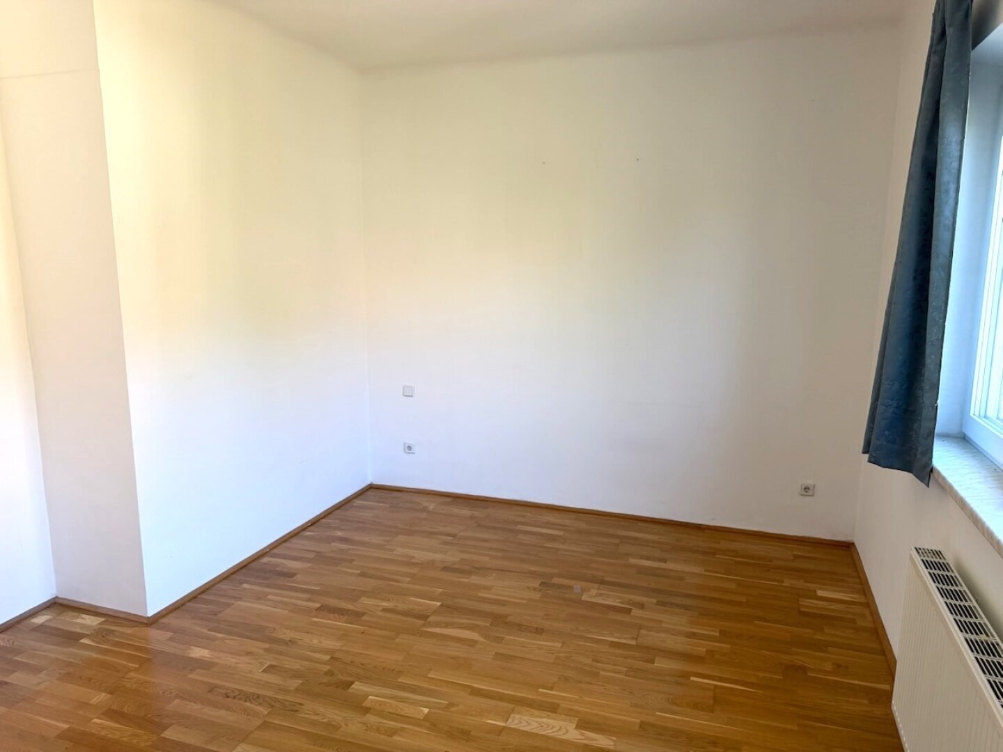 Sonnige 3 Zimmer Mietwohnung mit großem (ca. 22 m²) großem Balkon in Grünruhelage des 19.Bezirks!