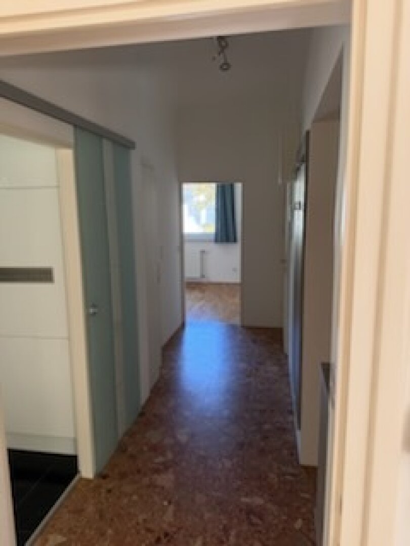 Sonnige 3 Zimmer Mietwohnung mit großem (ca. 22 m²) großem Balkon in Grünruhelage des 19.Bezirks!