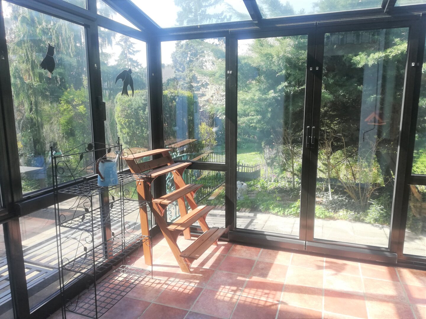 Gepflegte, voll unterkellerte Doppelhaushälfte mit Wintergarten in absoluter Grünruhelage von Korneuburg zu vermieten!