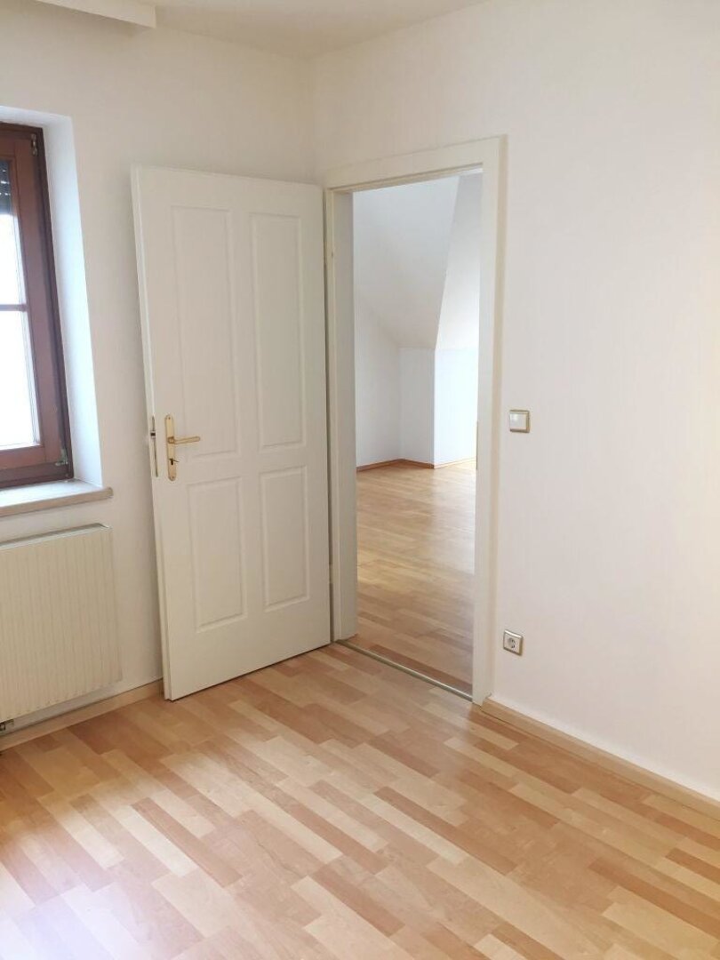 Top gepflegte 2 Zimmer-Wohnung in zentraler Lage von Korneuburg!