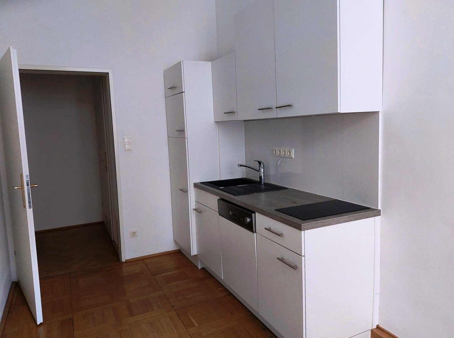 Büro/Praxis 125m² nächst Museumsquartier