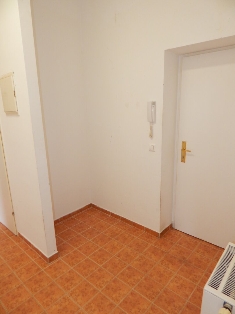 Helle und ruhige Wohnung im 2.Liftstock - neu saniert