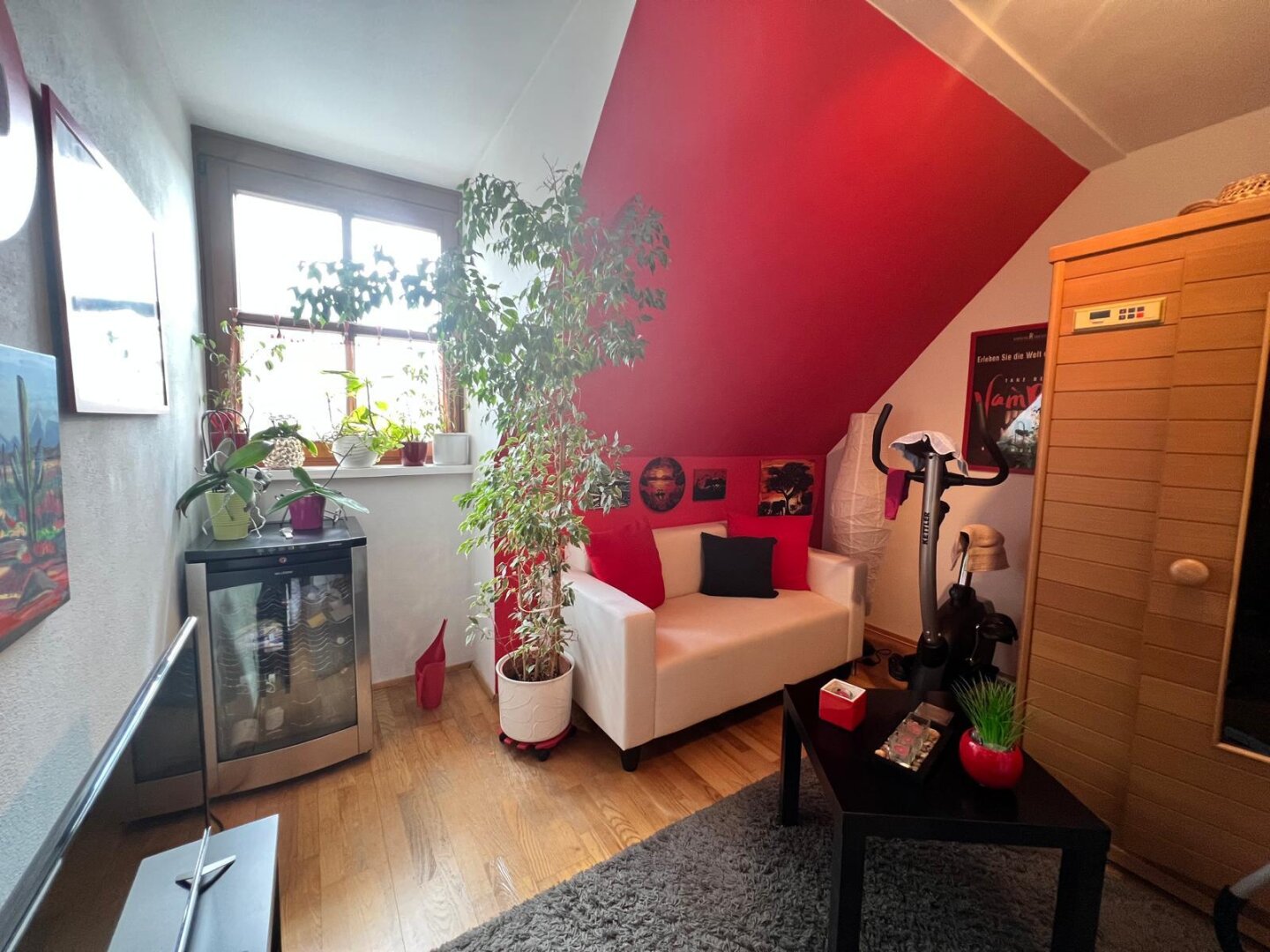 Großzügige 5-Zi-DG-Wohnung in Linz mit Balkon, Loggia & Garage – Traumlage!