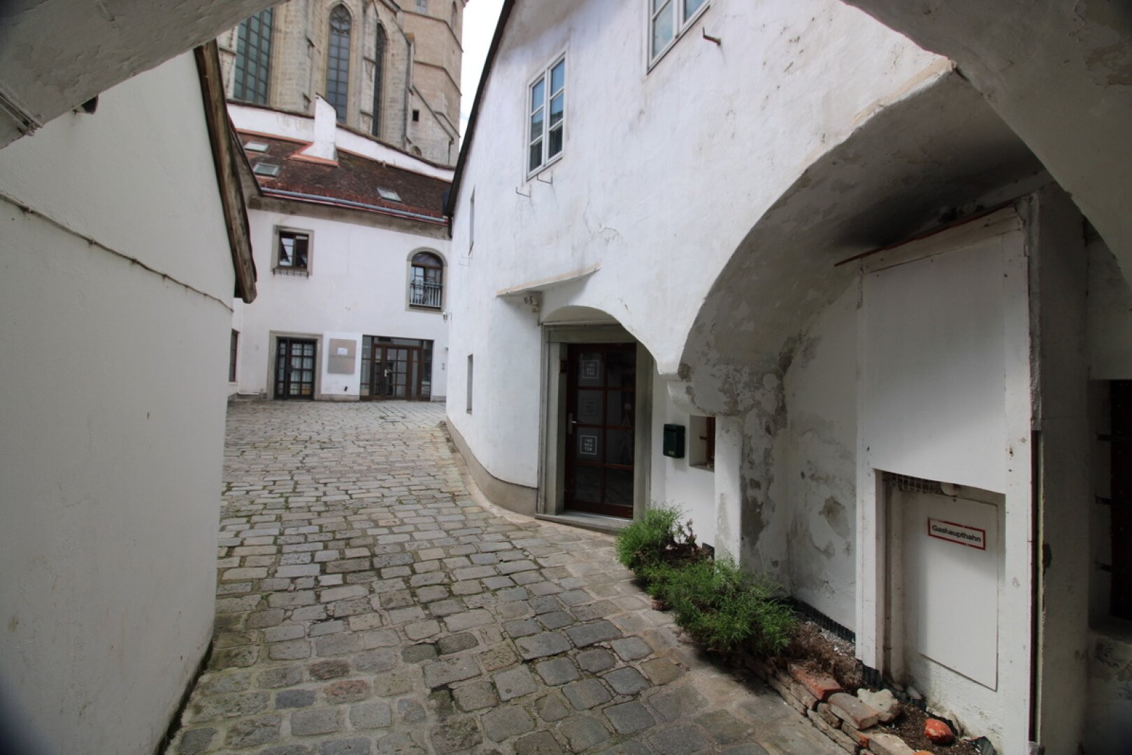 Großes Zinshaus am Stadtplatz Steyr - über 1000m2 Nutzfläche