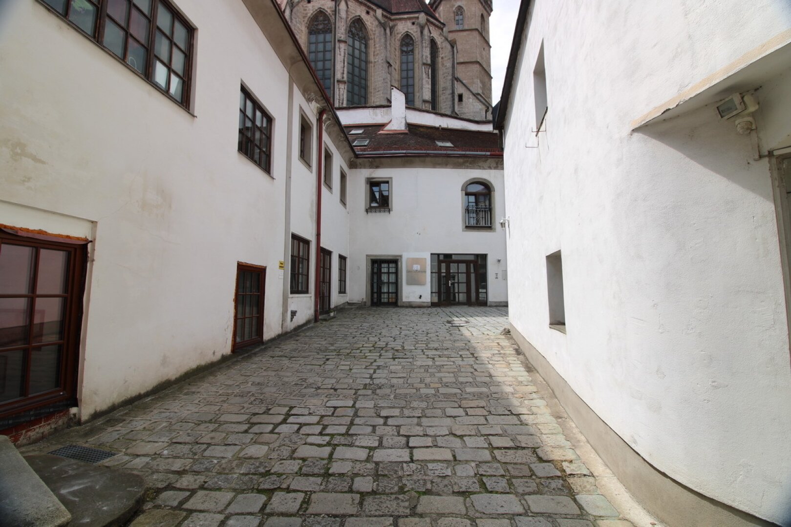 Großes Zinshaus am Stadtplatz Steyr - über 1000m2 Nutzfläche