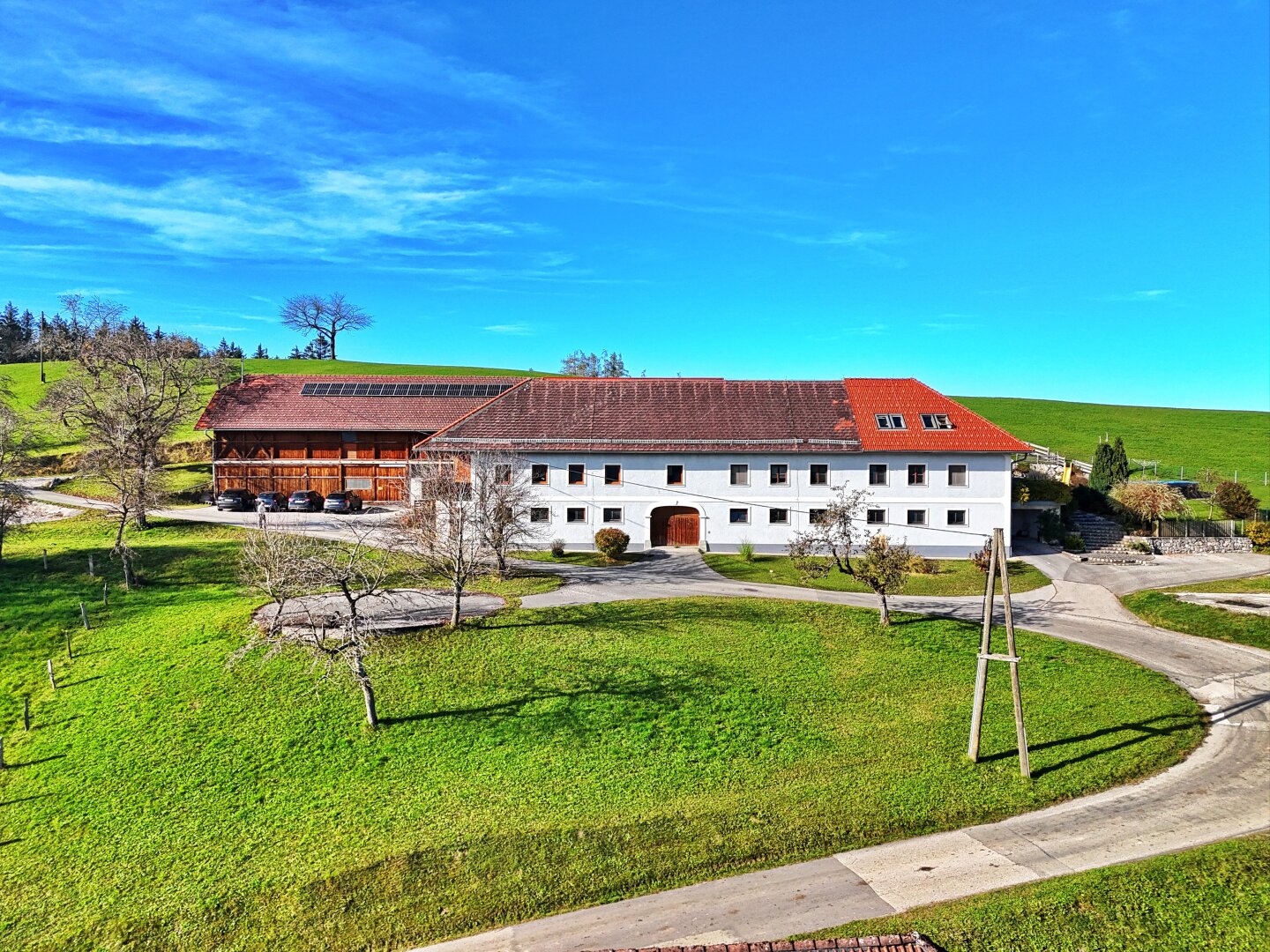 TRAUM-Bauernhof in PREMIUM-LAGE über der Nebelgrenze! Freiheit pur!