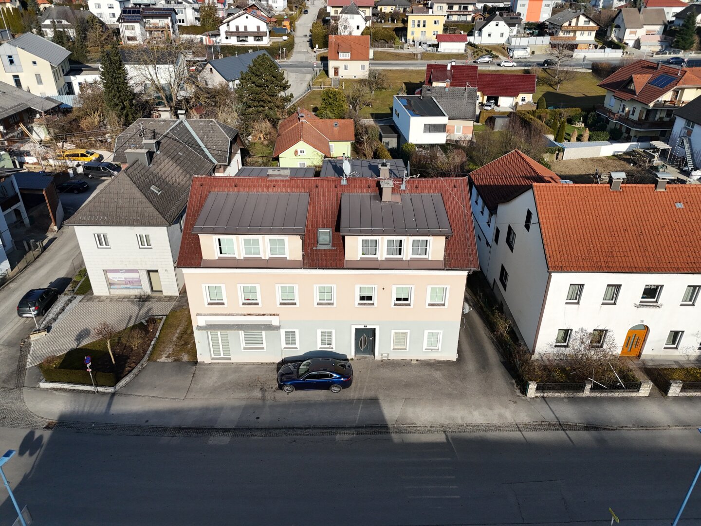 Zinshaus mit 6 Wohnungen und Abstellplätzen in Bad Hall