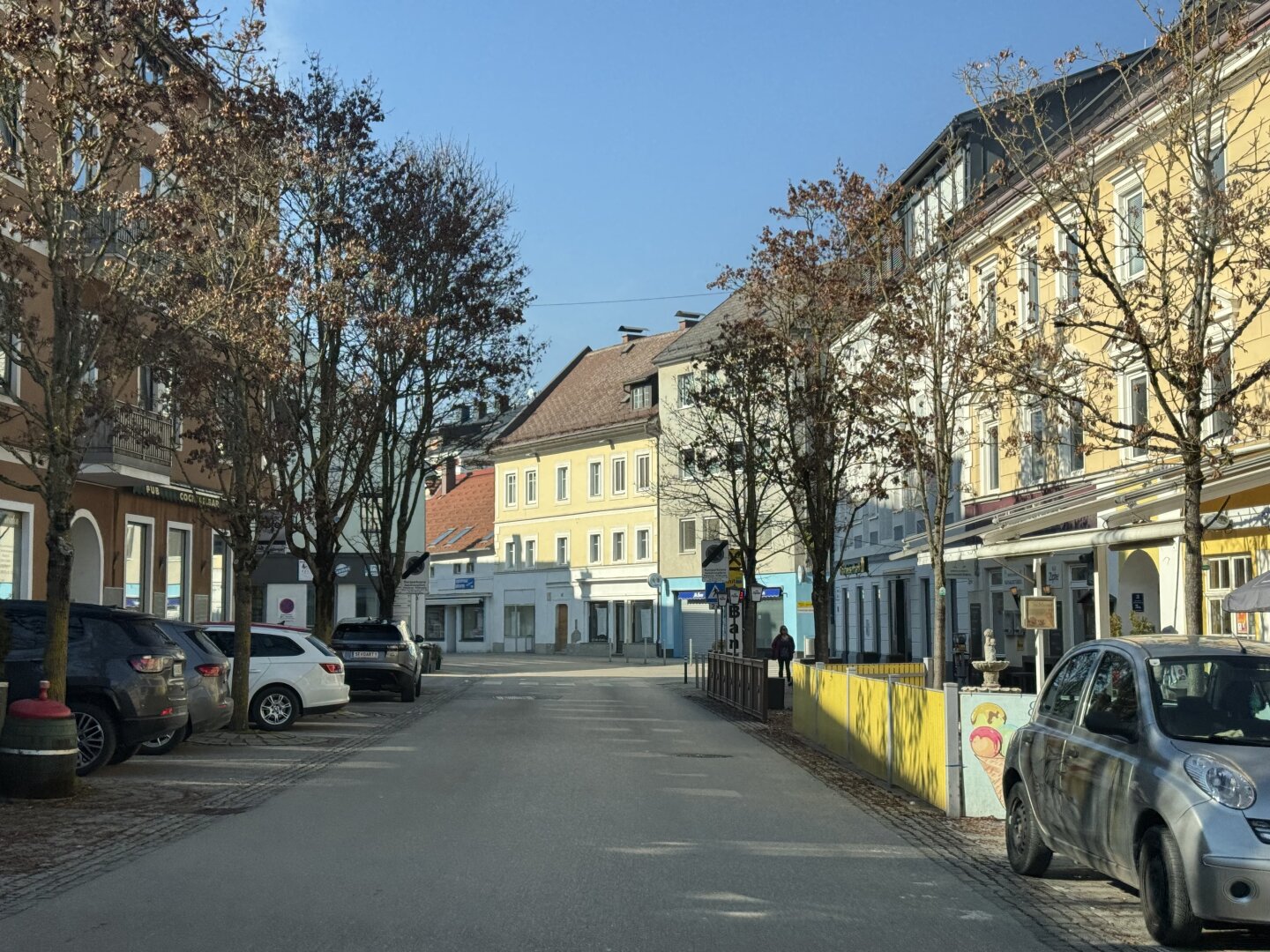 Zinshaus mit 6 Wohnungen und Abstellplätzen in Bad Hall