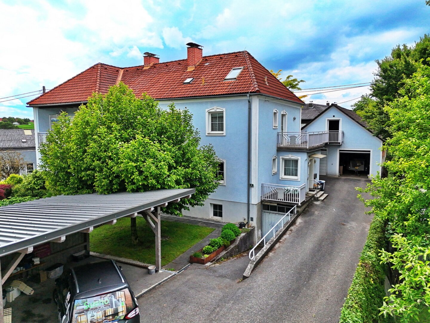 Hauseingang/Zufahrt