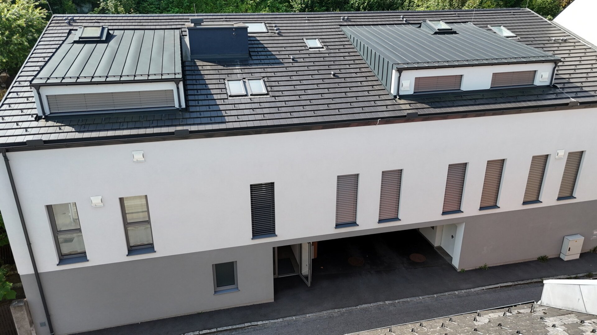 NEUE große Wohnung mit 3 SZ und 2 TG-Stellplätzen in Thalheim - Nähe 4600 Wels